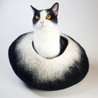 Walking Palm Cat Cave Pet Bed